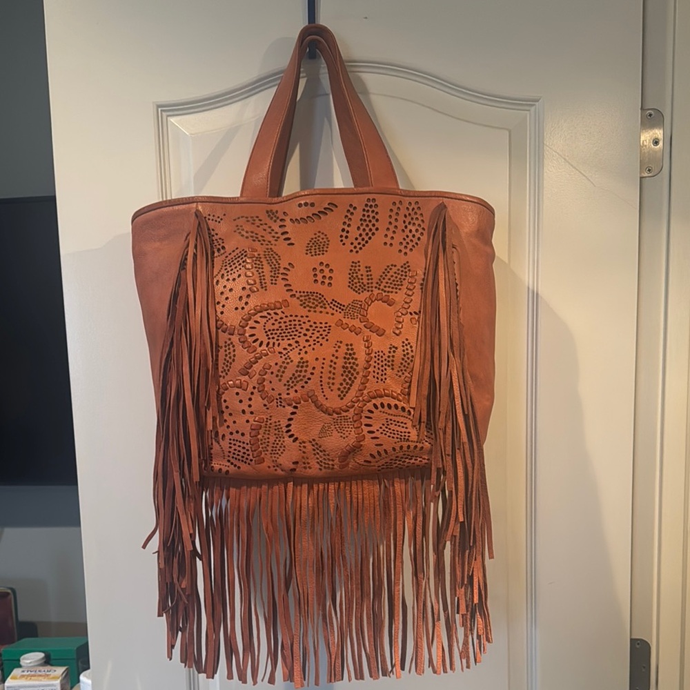 Fringe Leather Tote Bag - Tan